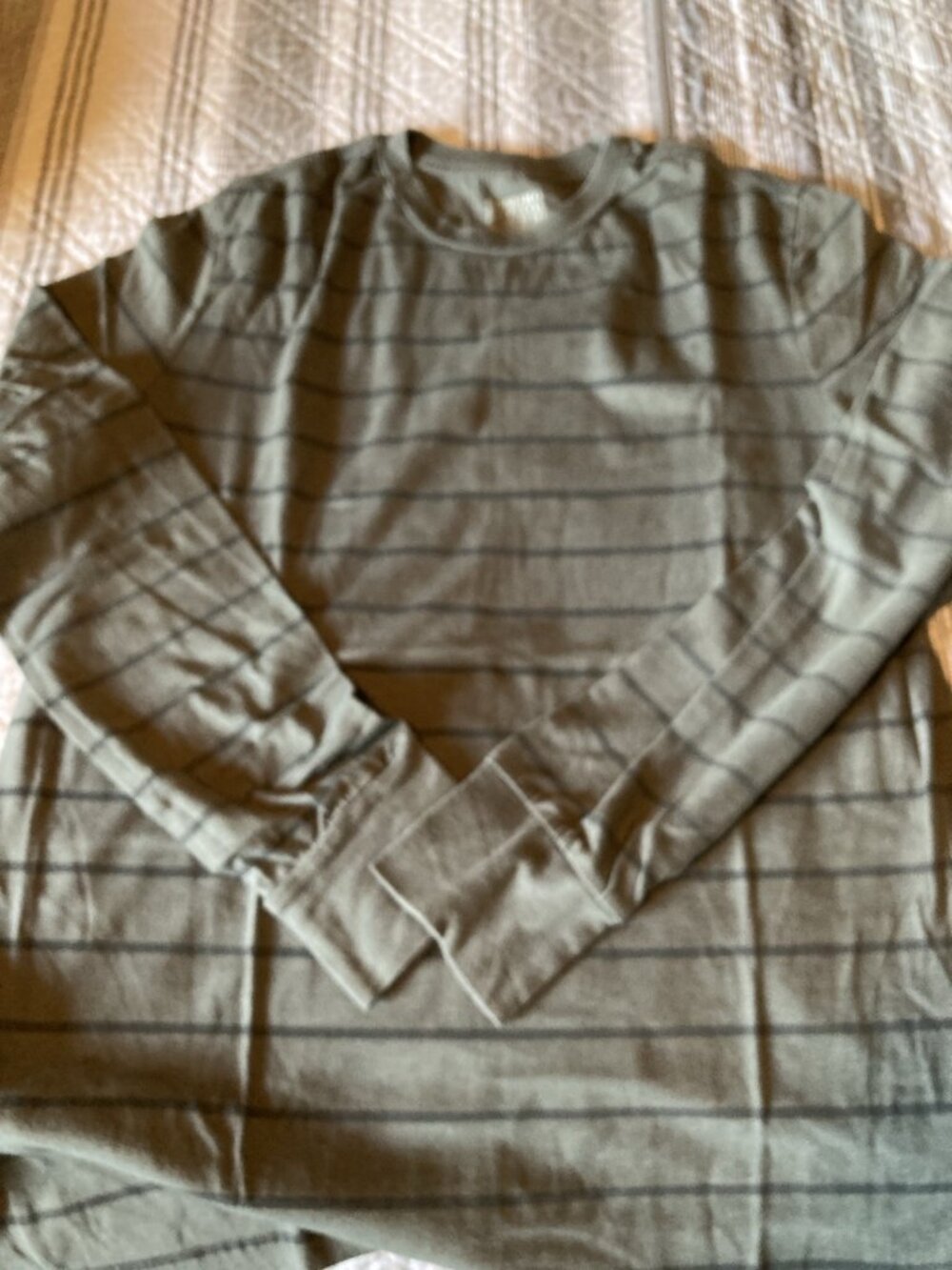 Mens Mossimo long sleeve shirt